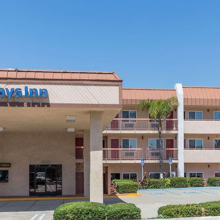 Days Inn By Wyndham Ontario Airport Exterior foto